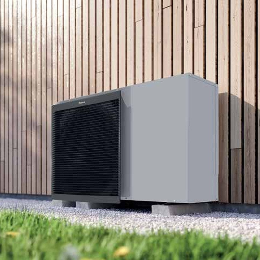 Aerotermia monobloc Daikin Altherma 3 EBLA14D3V3 R32 de 14 kW – bomba de calor con instalación en Ibiza